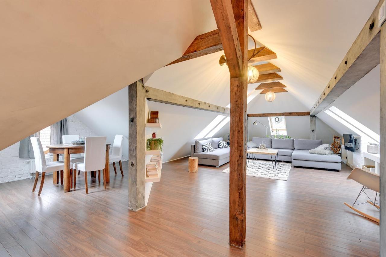 סופוט Grand Apartments - Wood Loft Apartment מראה חיצוני תמונה